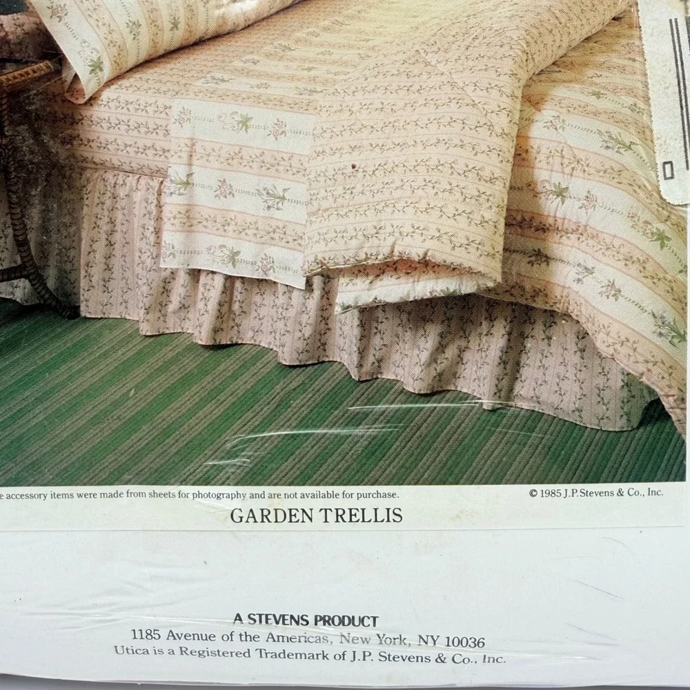 Vintage Utica Garden Trellis King Flat Sheet 1985 Floral Percale Made in USA NEW